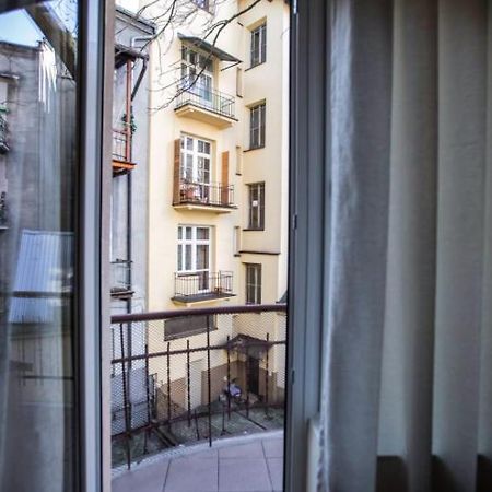 Homely 4 Bedroom Apartment - Old Town - By Upstairs Krakkó Kültér fotó