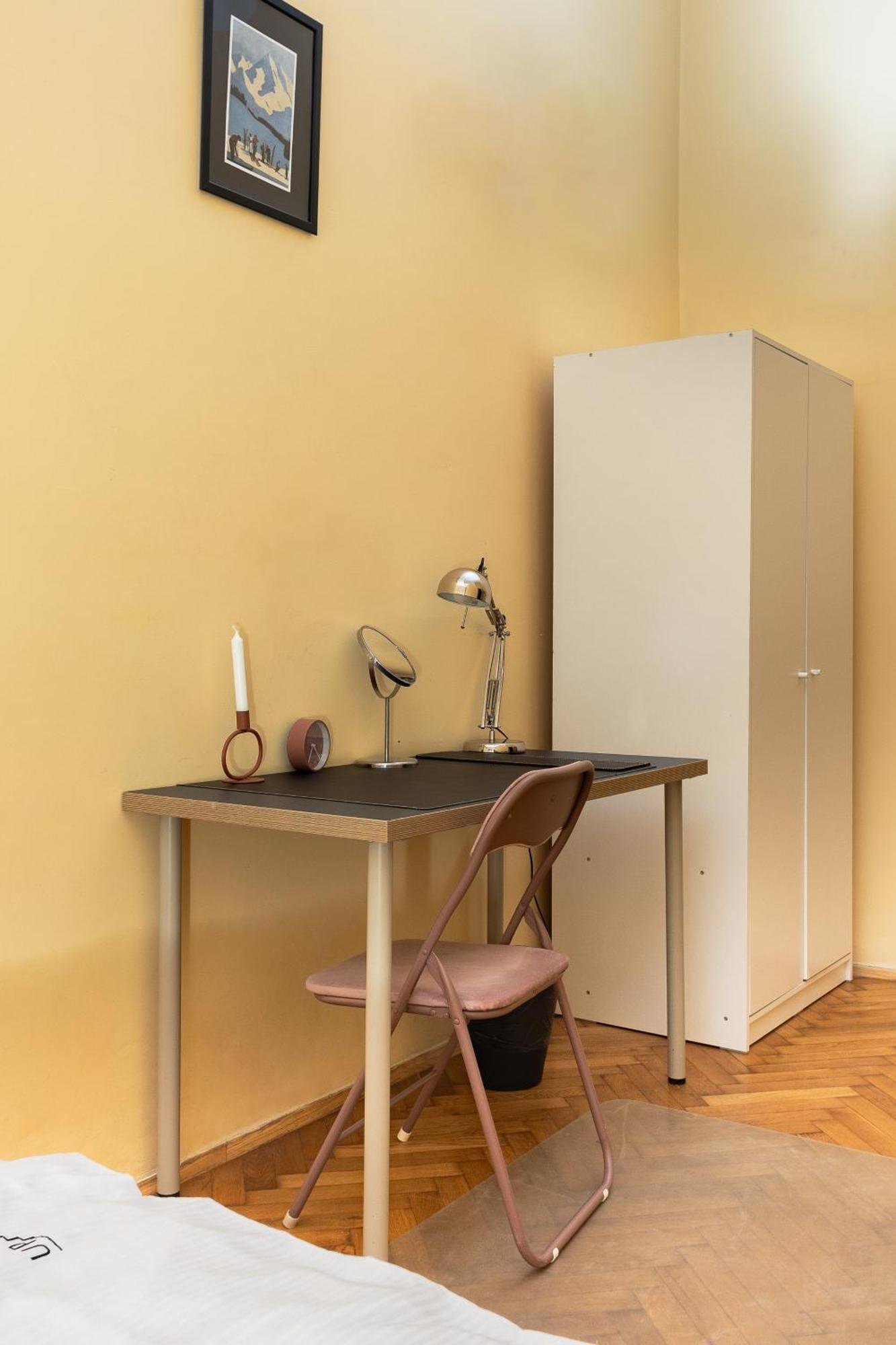 Homely 4 Bedroom Apartment - Old Town - By Upstairs Krakkó Kültér fotó