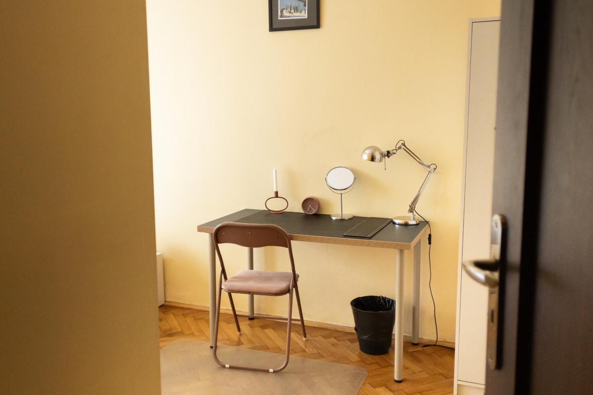 Homely 4 Bedroom Apartment - Old Town - By Upstairs Krakkó Kültér fotó